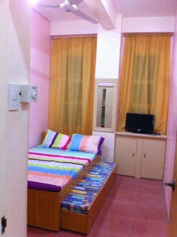 Aranas-Carillo Travellers Inn Kalibo Buitenkant foto