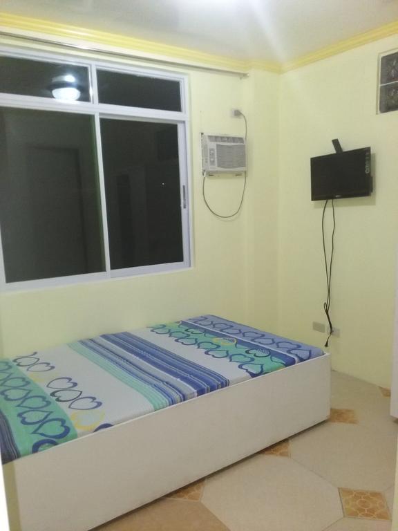 Aranas-Carillo Travellers Inn Kalibo Buitenkant foto